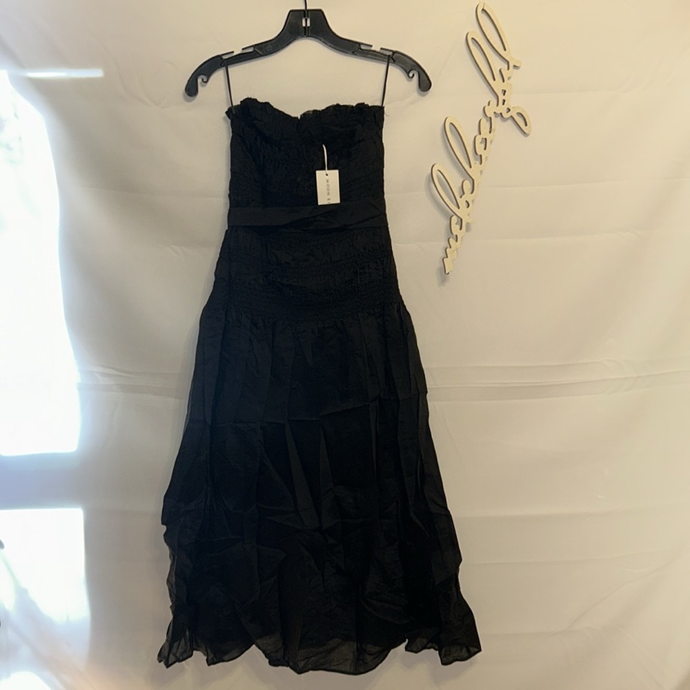 MOON RIVER

Black Ruched Tie Front Dress - Picture 8 of 11